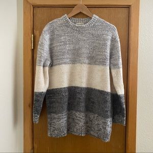 UNIVERSAL THREAD • Gray & Cream Knit Color Block Stripe Sweater - Size S